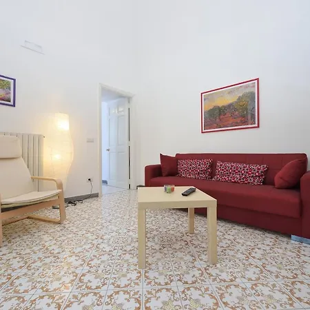 A Casa Di Mike * Minori